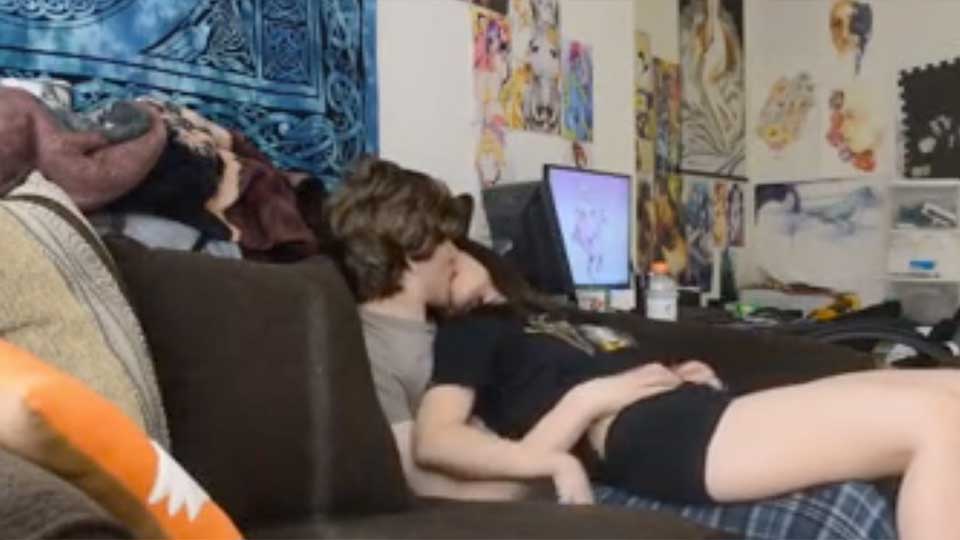 โยกเย็ด แอบถ่าย18+ เย็ดแตกใน เย็ดสดหี เด้าหี