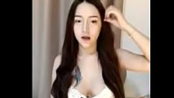 โชว์นม เต้นร่อนหี หุ่นน่าเย็ด ยั่วควย น่าเย็ด
