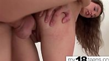 แหกหี แหกตูด เอาสด เย็ดวัยรุ่น เย็ดมันส์